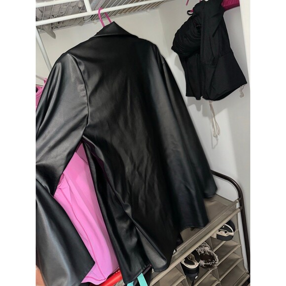 Pretty Little Thing Faux Overzised Leather Jacket - Picture 3 of 4